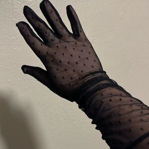Savage X Fenty Lace Gloves